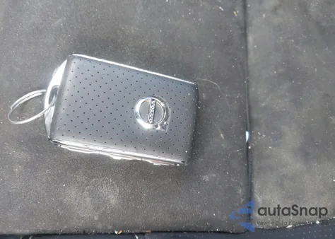 2019 Volvo Xc40 T5 R-Design from USA, damaged, VIN YV4162UM7K2072202